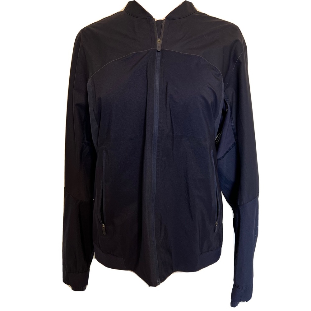 Lululemon Run On Jacket 10 Blue womens Midnight Navy Waterproof Windbreaker
